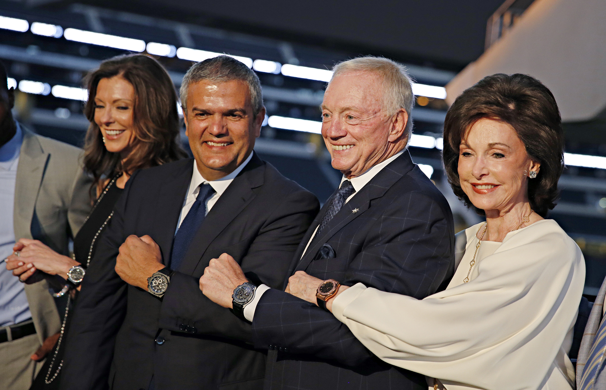 Hublot Now In The NFL With Dallas Cowboys Football Team Sponsorship